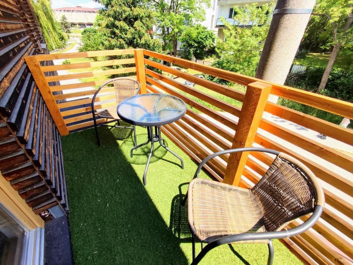 Apartman Panorama Park & Free Parking Жиліна Екстер'єр фото
